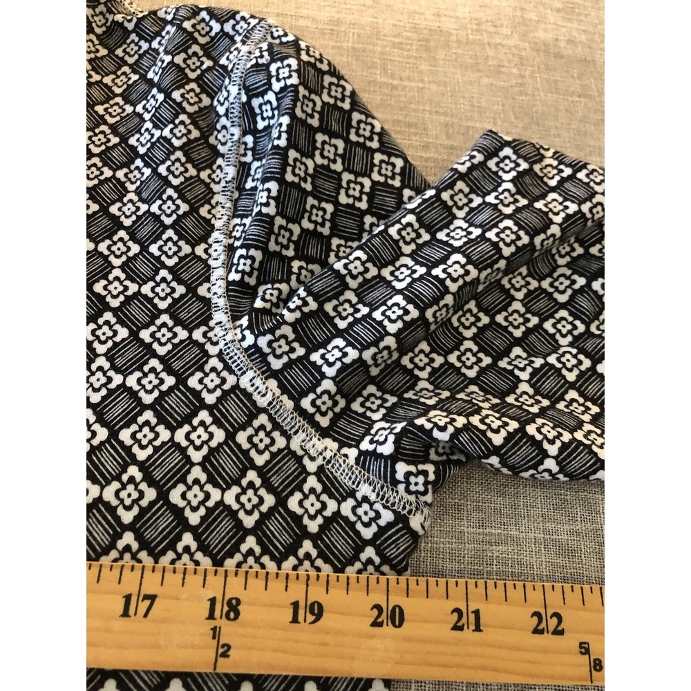 Talbots Shirt Large Black‎ 1/4 Zip Geometric Performance Stretch Athleisure - Picture 6 of 8